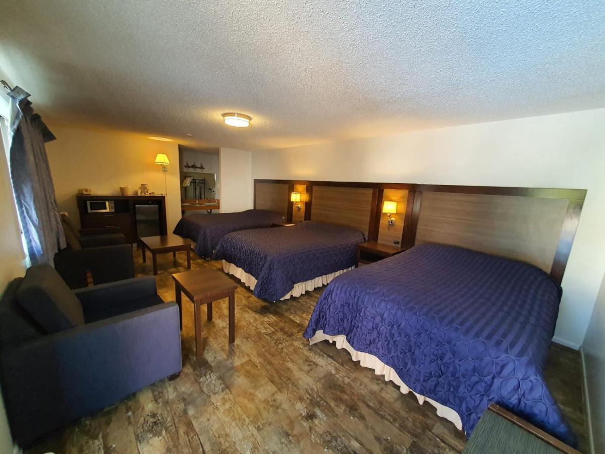 Sunrise Motor Inn Cody Exterior photo